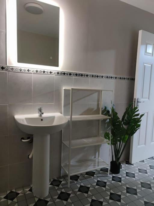 Blacklion Prime Location Apartment Экстерьер фото
